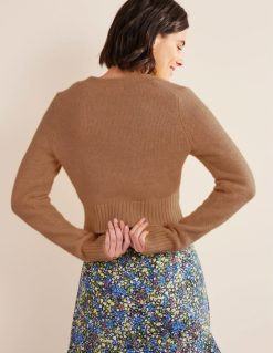 apranga lt Boden moterys pūkuotas megztinis su trumpu V formos iškirpimu kupranugarių melanžas 284XZZ1817